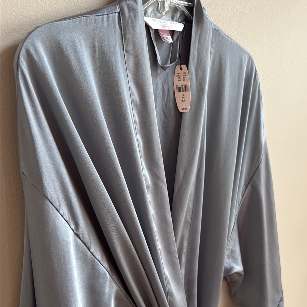 Victoria's Secret Silver Satin Kimono Robe - Picture 3 of 4